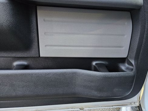 Used 2013 Ford F150 XLT w/ Luxury Equipment Group image 16