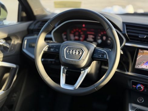 Certified 2025 Audi Q3 2.0T Premium w/ Convenience Package image 12