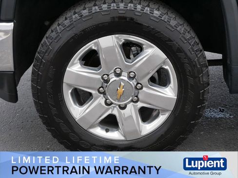 Used 2022 Chevrolet Silverado 2500 LTZ AWD/4WD image 14