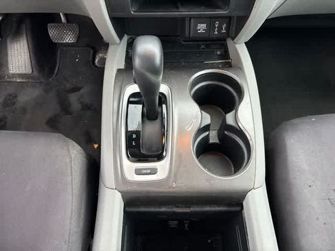 Used 2017 Honda Pilot EX image 17