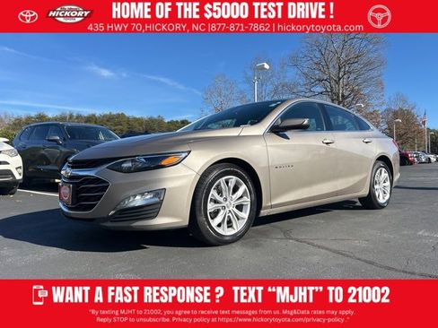 Used 2025 Chevrolet Malibu LT image 1