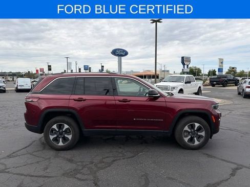 Used 2023 Jeep Grand Cherokee 4WD 4xe image 4