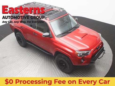 Used 2021 Toyota 4Runner Venture w/ Moonroof Package AWD/4WD image 3
