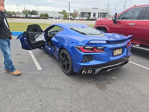 Used 2023 Chevrolet Corvette Stingray Preferred Cpe w/ Z51 Performance Package image 5