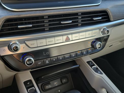 Used 2021 Kia Telluride EX w/ EX Premium Package FWD image 32