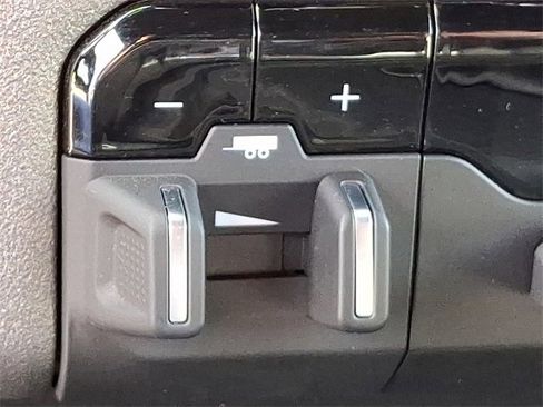 Used 2023 RAM 3500 Tradesman w/ Chrome Appearance Group image 25