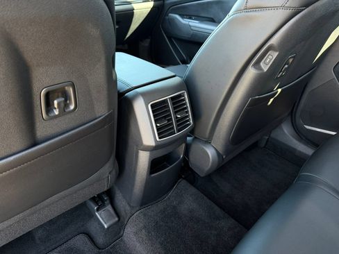 Used 2026 Kia Sportage EX FWD image 26