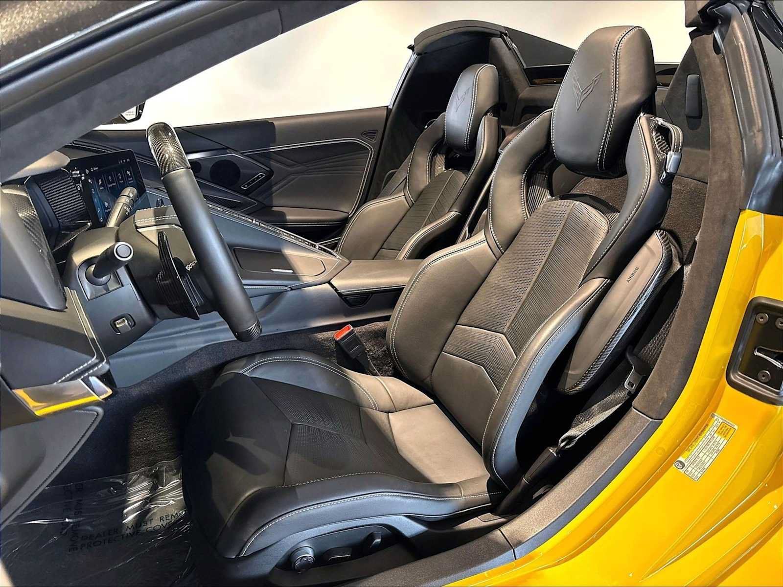 Used 2025 Chevrolet Corvette Z06 w/ Stealth Interior Trim Package RWD image 8