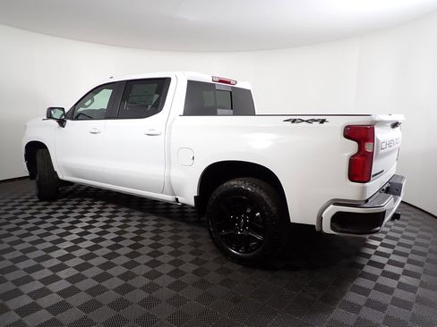 New 2026 Chevrolet Silverado 1500 RST w/ Dark Appearance Package AWD/4WD image 13