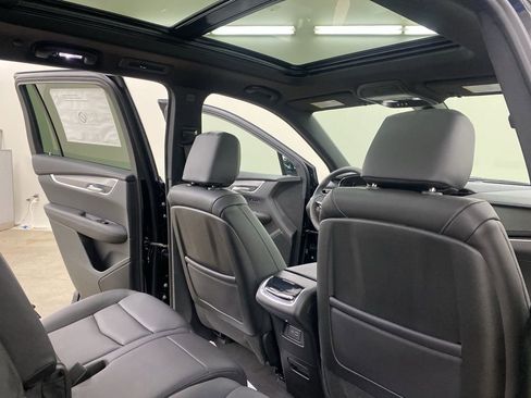 New 2025 Cadillac XT6 Luxury AWD/4WD image 23