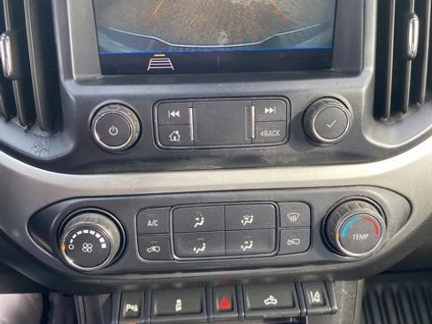 Used 2022 Chevrolet Colorado LT w/ Fleet Safety Package image 20