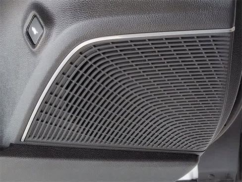 Certified 2023 Acura MDX w/Technology Package image 33