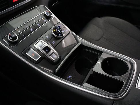 Used 2023 Hyundai Santa Fe SE image 47