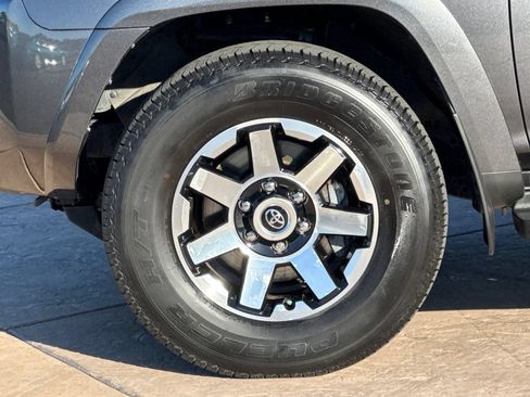 Certified 2023 Toyota 4Runner TRD Off-Road Premium w/ Moonroof Package AWD/4WD image 36