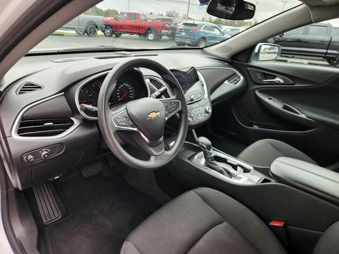 Used 2023 Chevrolet Malibu LT FWD image 21