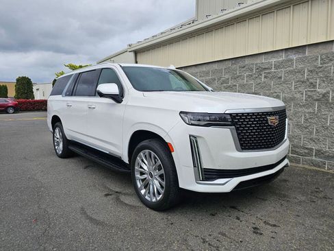 Certified 2023 Cadillac Escalade ESV Premium Luxury AWD/4WD image 10
