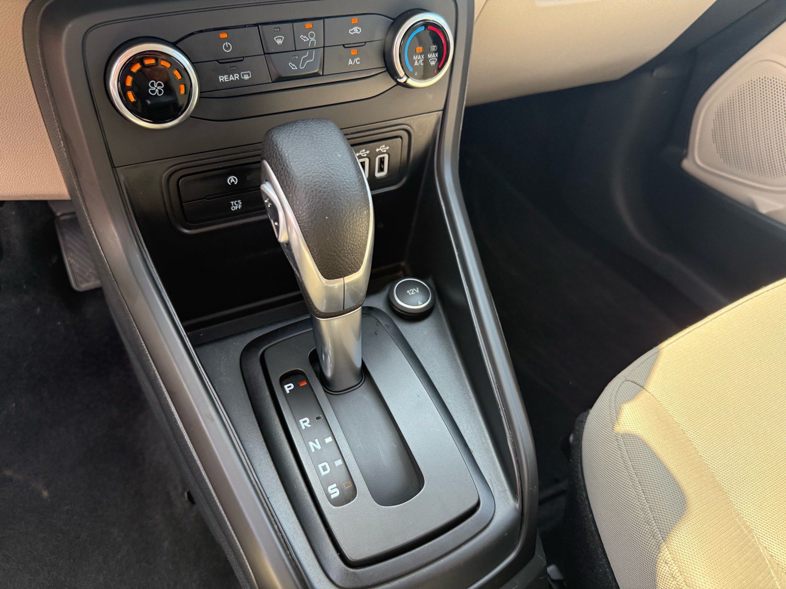 Used 2022 Ford EcoSport S AWD/4WD image 18