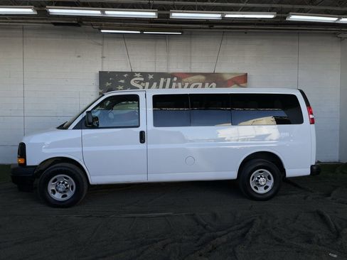 Used 2017 Chevrolet Express 2500 LS image 6