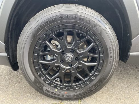 Used 2024 Toyota RAV4 LE image 10