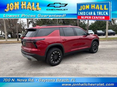 Used 2025 Chevrolet Traverse Z71 w/ Enhanced Driving Package image 13
