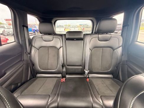 Used 2025 Jeep Grand Cherokee Altitude AWD/4WD image 36