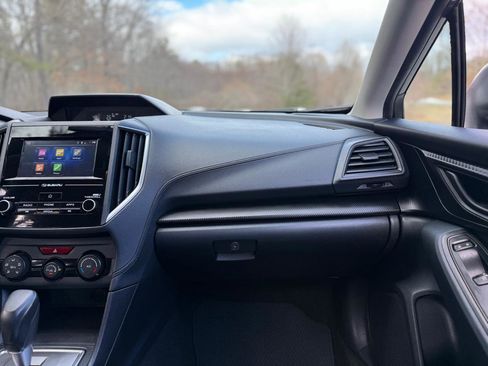 Used 2018 Subaru Impreza 2.0i Premium image 24