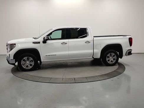 Used 2025 GMC Sierra 1500 SLT AWD/4WD image 5