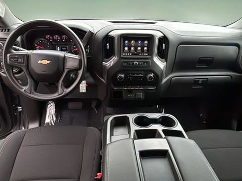 Used 2022 Chevrolet Silverado 1500 Custom AWD/4WD image 16