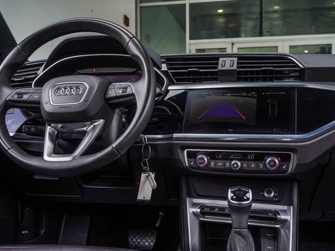 Used 2025 Audi Q3 2.0T Premium AWD/4WD image 18