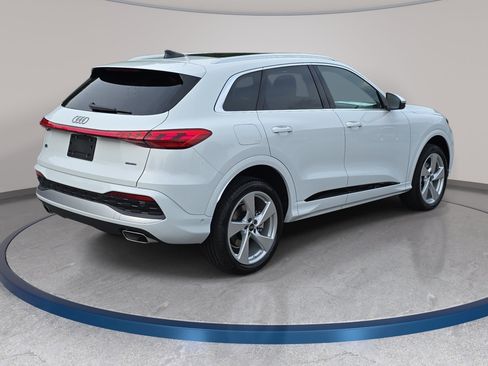 New 2026 Audi Q5 Premium Plus AWD/4WD image 5