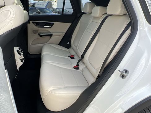 New 2026 Mercedes-Benz GLC 300 4MATIC image 23