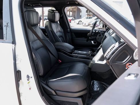 Used 2018 Land Rover Range Rover Supercharged image 40