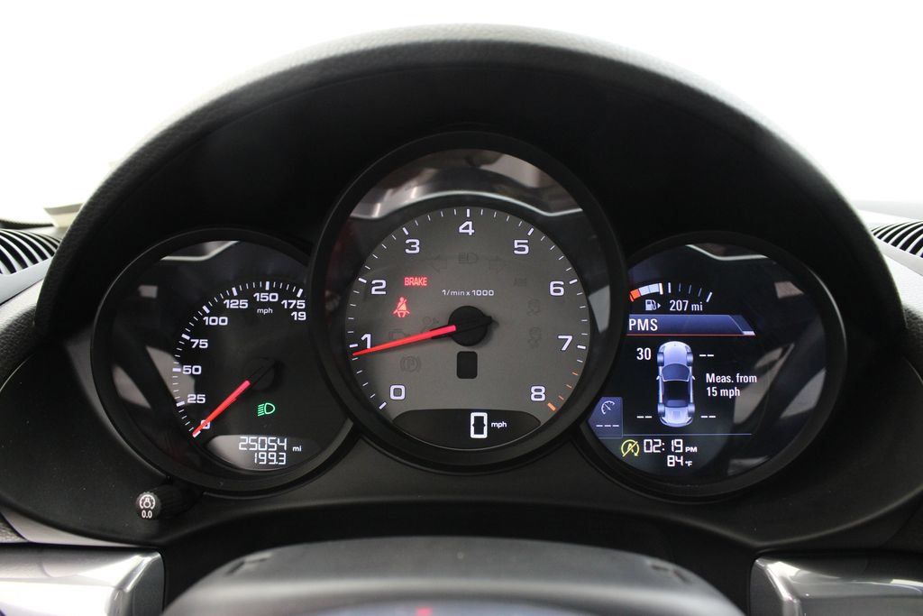Certified 2022 Porsche 718 Boxster S RWD image 17