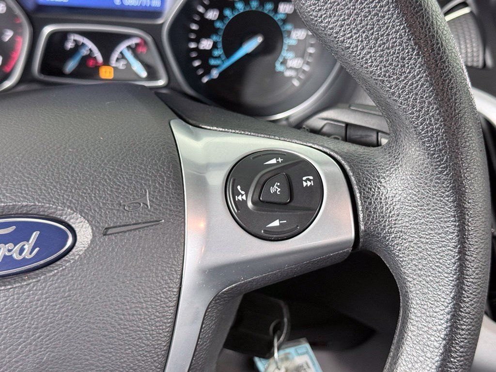 Used 2014 Ford Focus SE FWD image 12