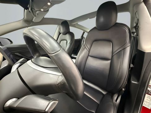 Used 2018 Tesla Model 3 Long Range image 10