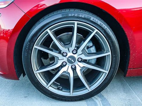 Used 2022 Genesis G70 2.0T w/ Prestige Package image 13