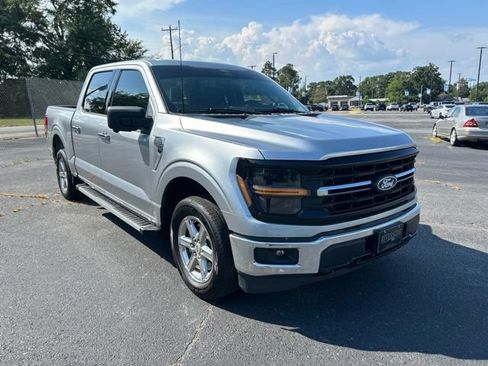 Used 2024 Ford F150 XLT w/ Mobile Office Package RWD image 6