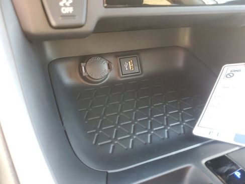 New 2025 Toyota RAV4 LE image 18