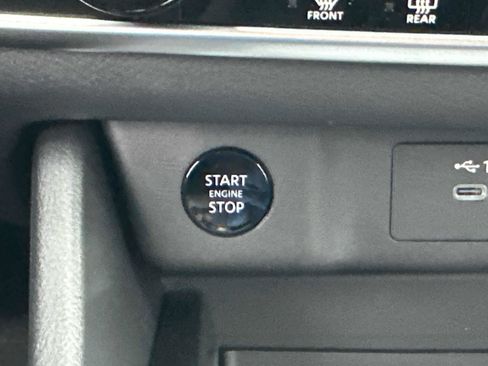 New 2026 Nissan Rogue SV AWD/4WD image 34