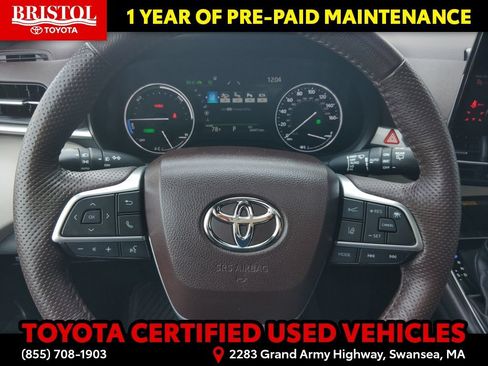 Certified 2023 Toyota Sienna Platinum AWD/4WD image 24