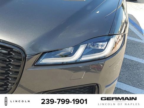 Used 2024 Jaguar F-PACE R-Dynamic S image 14