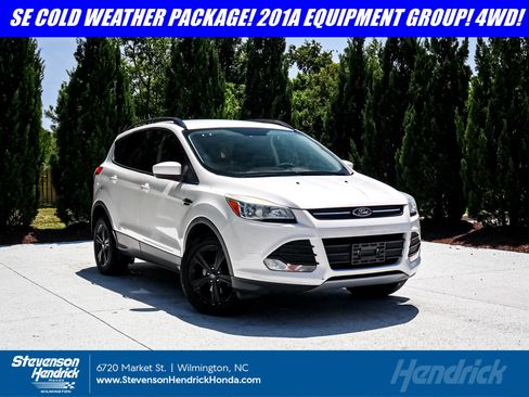 Used 2016 Ford Escape SE w/ Equipment Group 201A AWD/4WD image 1