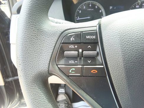 Used 2017 Hyundai Sonata SE FWD image 23