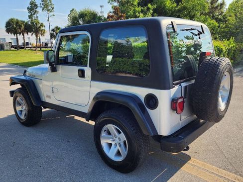 Used 2003 Jeep Wrangler Rubicon image 9