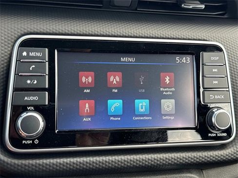 New 2025 Nissan Kicks Play S image 29