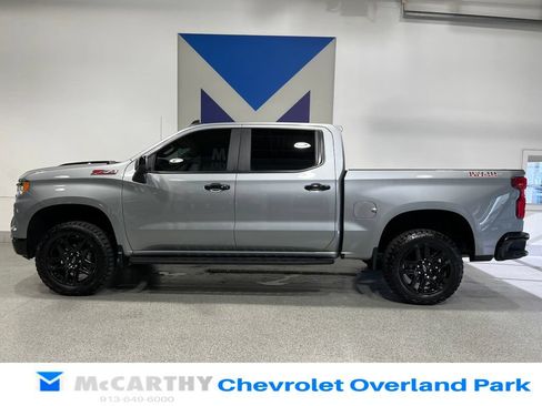 Used 2024 Chevrolet Silverado 1500 LT Trail Boss w/ Convenience Package II AWD/4WD image 9