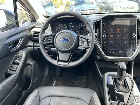 Used 2025 Subaru Crosstrek 2.5i Limited AWD/4WD image 12