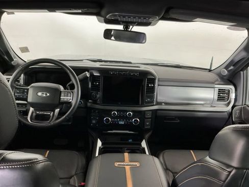 Used 2024 Ford F350 Platinum w/ Tremor Off-Road Package AWD/4WD image 29
