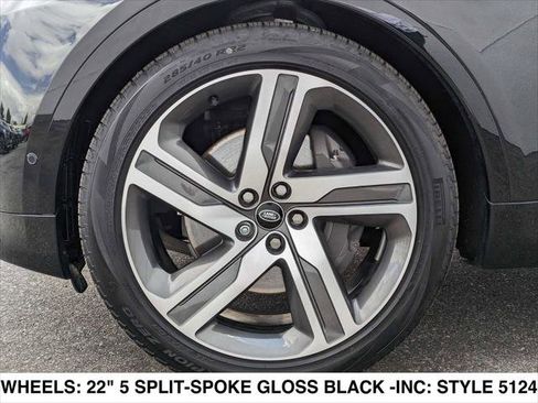 Used 2023 Land Rover Discovery HSE R-Dynamic image 9