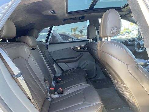 Used 2019 Audi Q8 Prestige AWD/4WD image 19